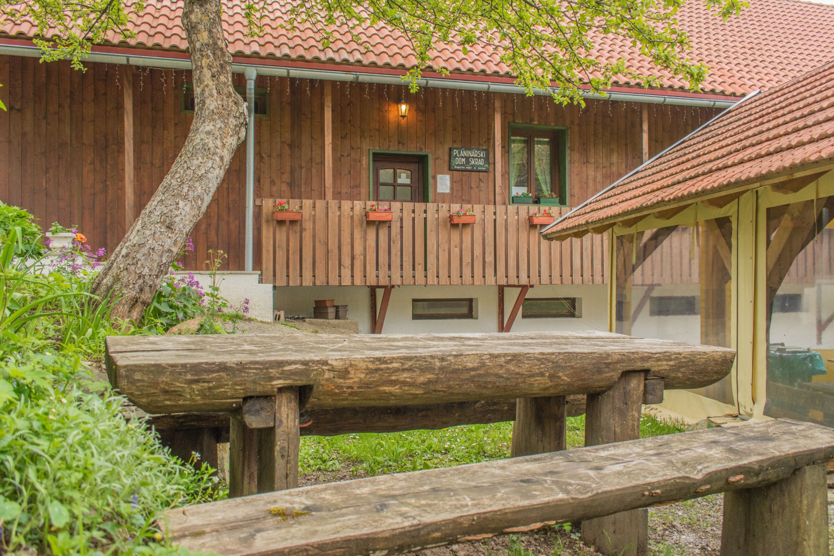 Planinarski dom Skrad