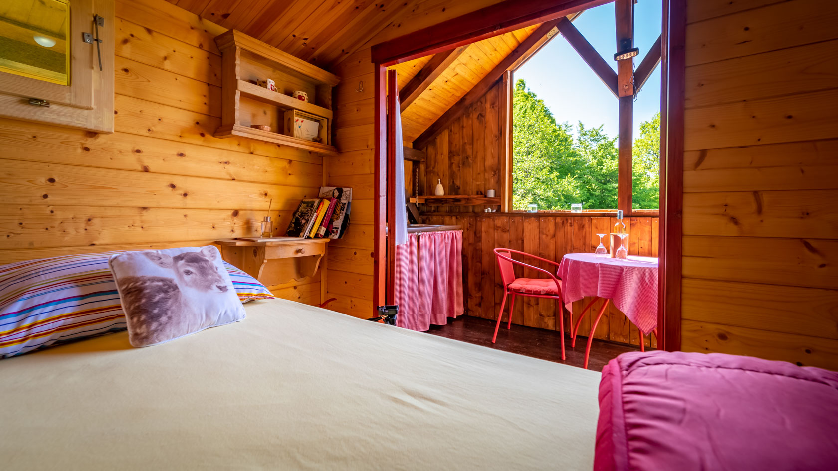 Robin's Hood — šumski smještaj